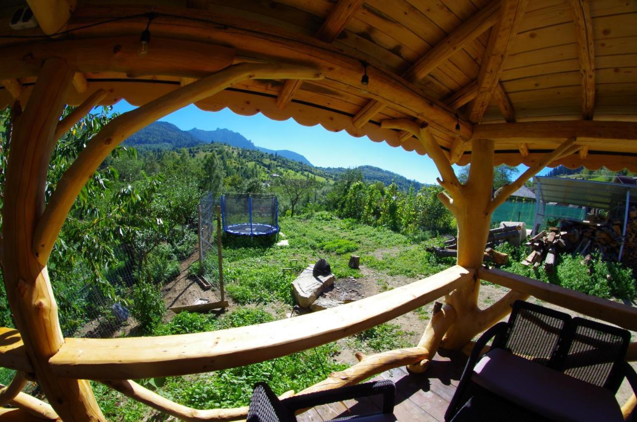 Casa Tucan Ceahlău Exteriör bild