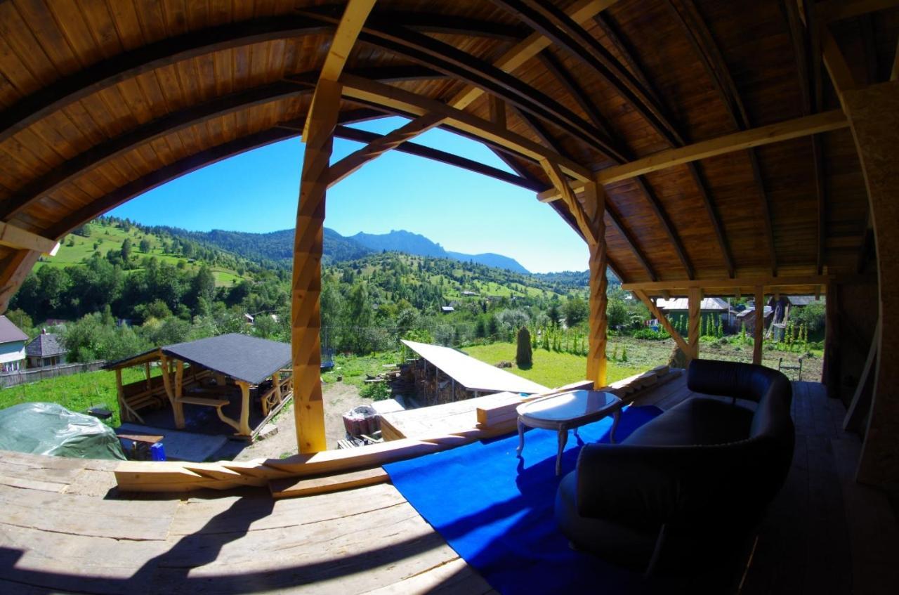 Casa Tucan Ceahlău Exteriör bild