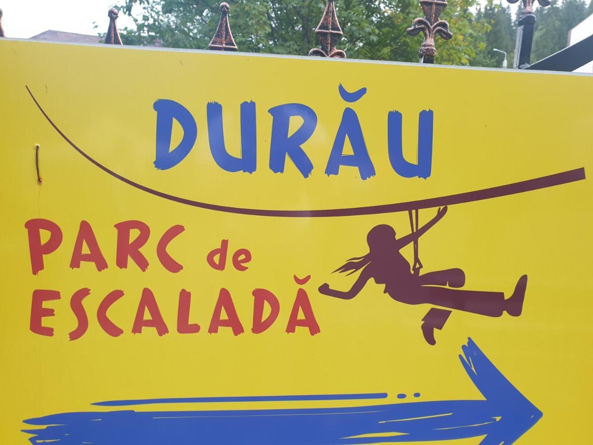 Casa Tucan Ceahlău Exteriör bild